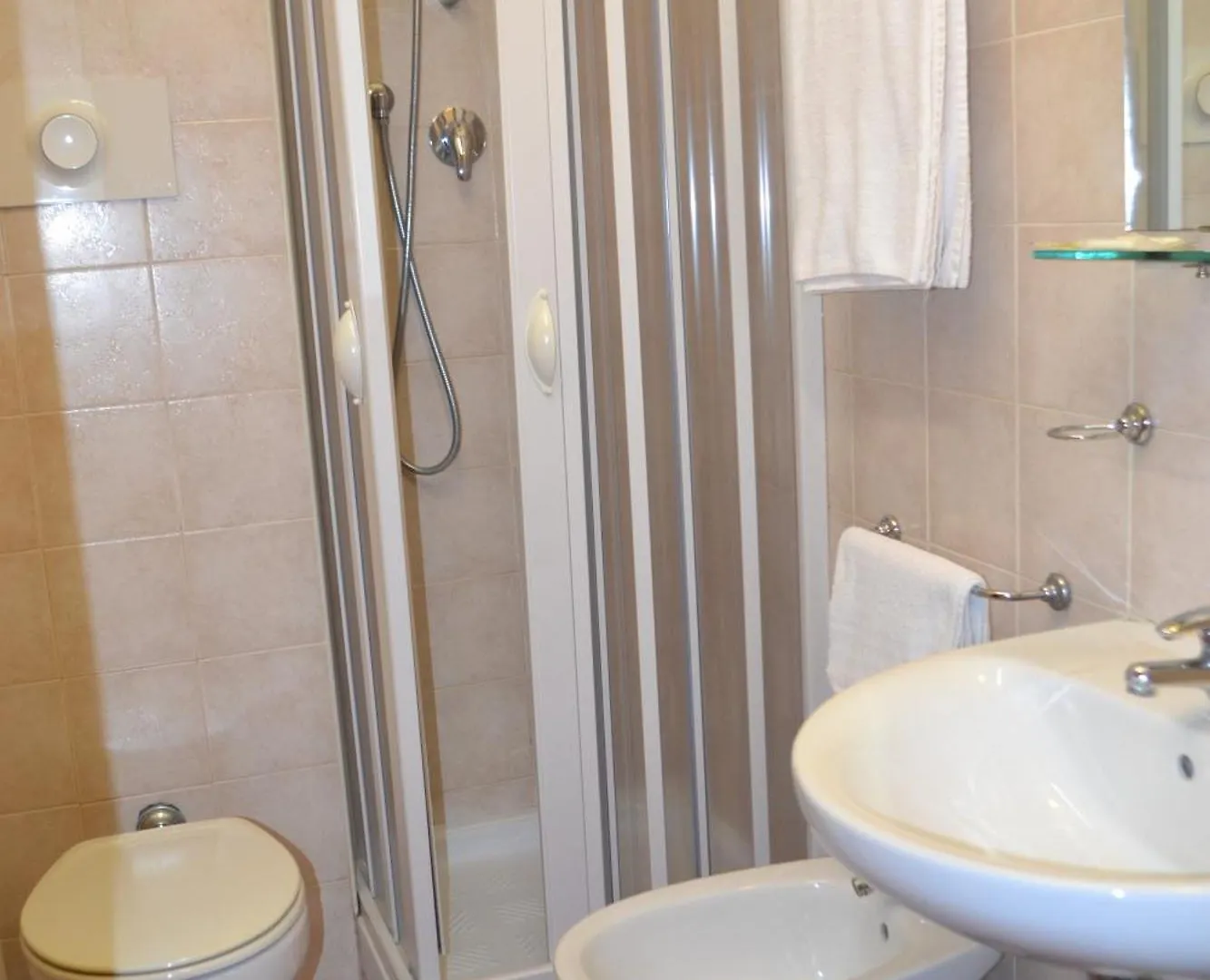 Hotel Iride Stazione Lambrate Citta Studi Milan